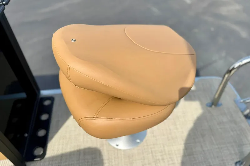 Slide: The Image of Tan seat on 2026 Crest Conquest SE 200 Fish boat, showcasing luxury design. - 42