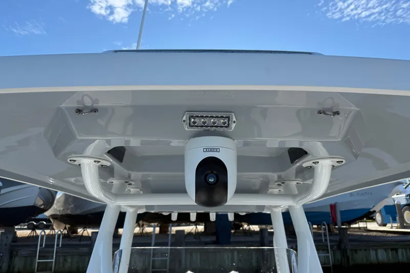 Slide: The Image of Blackfin 252 CC 2022 with camera and lighting. - 28