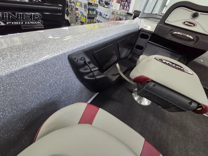 Slide: The Image of Triton 186 Allure 2026 - 19