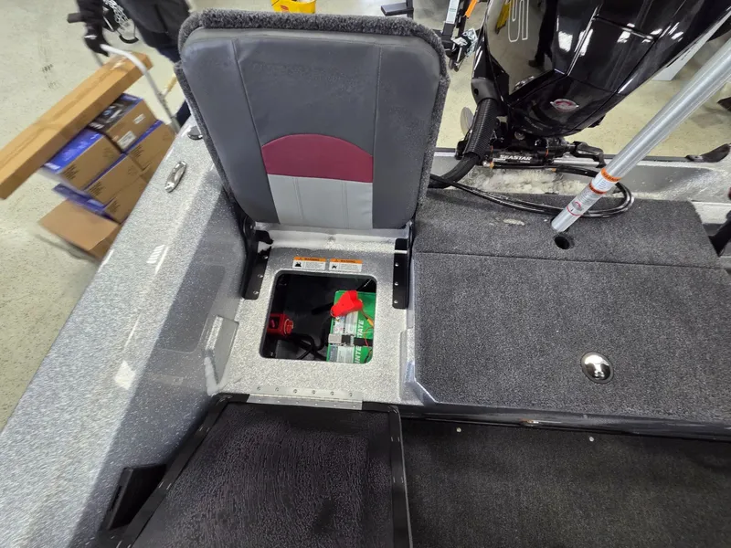 Slide: The Image of Triton 186 Allure 2026 - 23