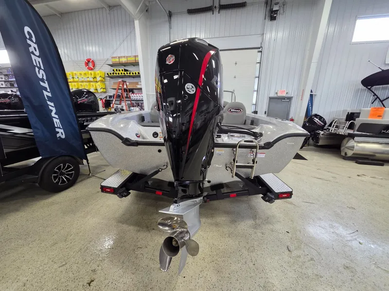 Slide: The Image of Triton 186 Allure 2026 - 4