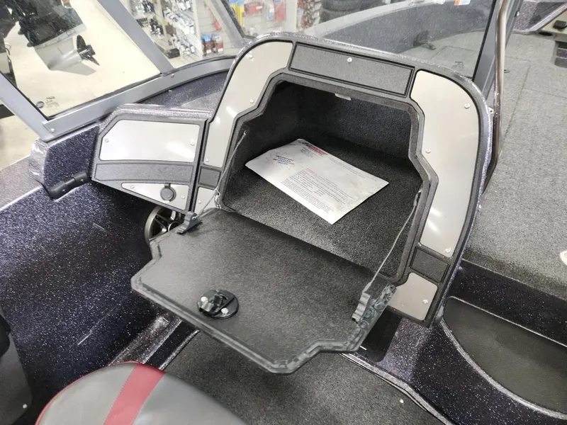 Slide: The Image of Triton 206 Allure 2026 - 15