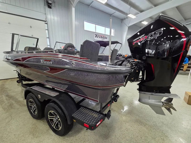 Slide: The Image of Triton 206 Allure 2026 - 6