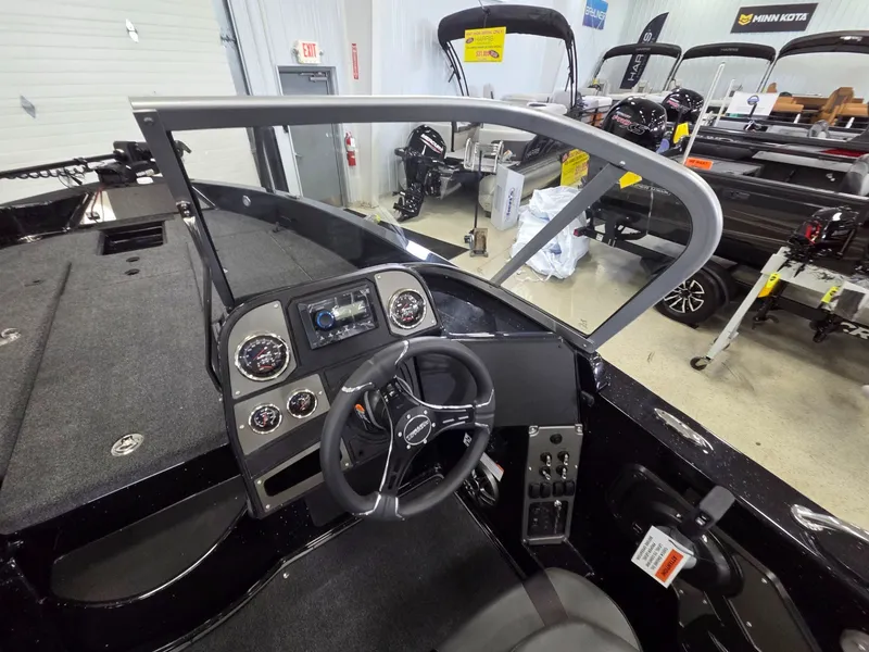 Slide: The Image of Triton 206 Allure 2026 - 18