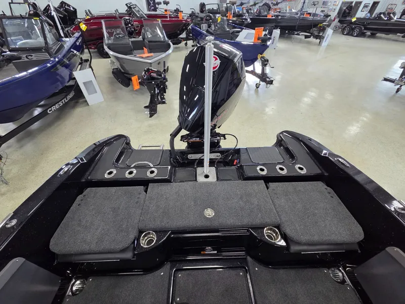 Slide: The Image of Triton 206 Allure 2026 - 23