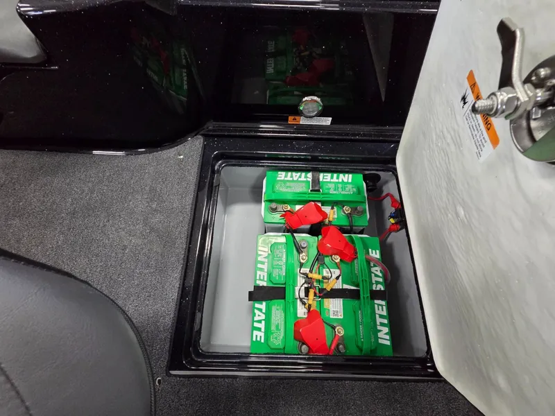 Slide: The Image of Triton 206 Allure 2026 - 34