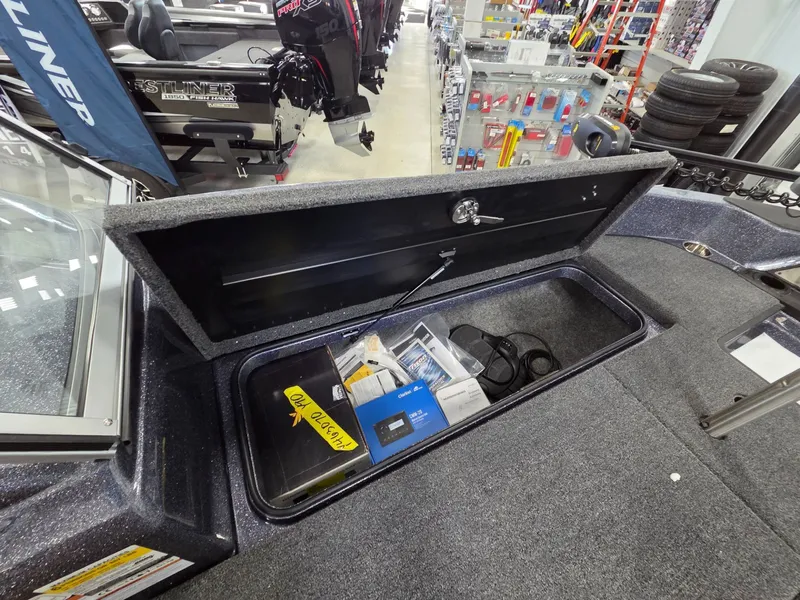 Slide: The Image of Triton 206 Fishunter 2026 - 11