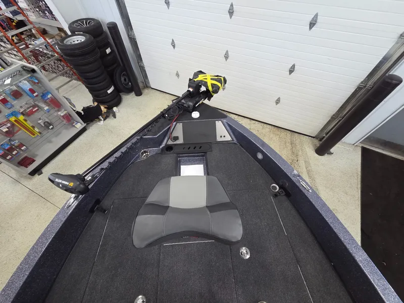 Slide: The Image of Triton 206 Fishunter 2026 - 13