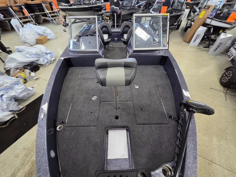 Slide: The Image of Triton 206 Fishunter 2026 - 14