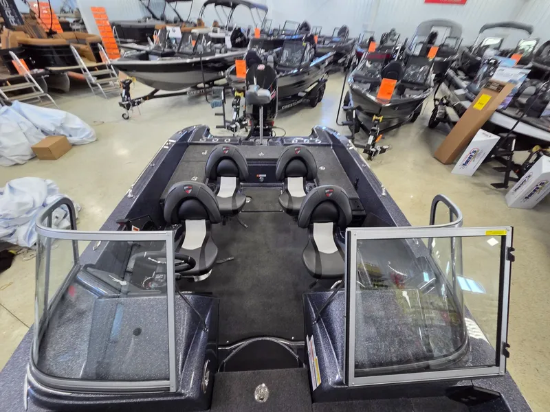 Slide: The Image of Triton 206 Fishunter 2026 - 15