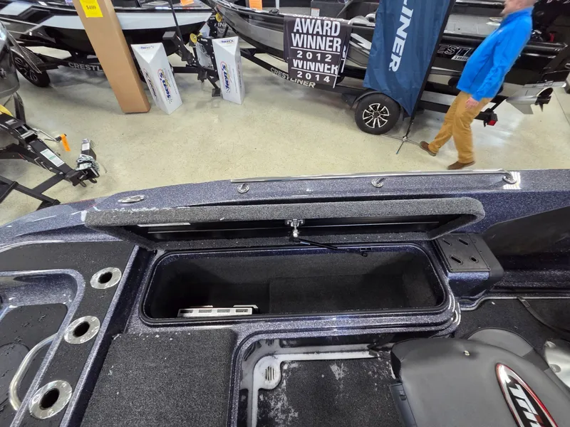 Slide: The Image of Triton 206 Fishunter 2026 - 28