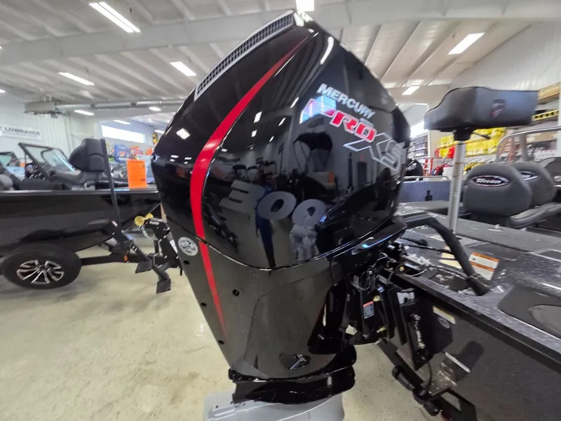 Slide: The Image of Triton 206 Fishunter 2026 - 4