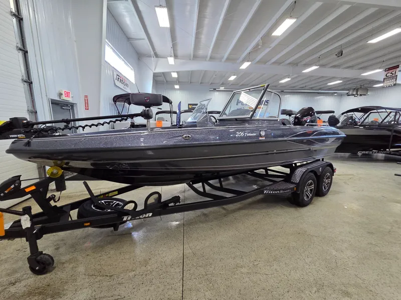 Slide: The Image of Triton 206 Fishunter 2026 - 8