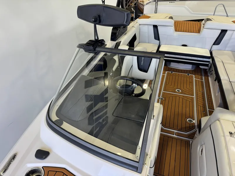 Slide: The Image of Nautique Super Air Nautique G23 2015 - 19