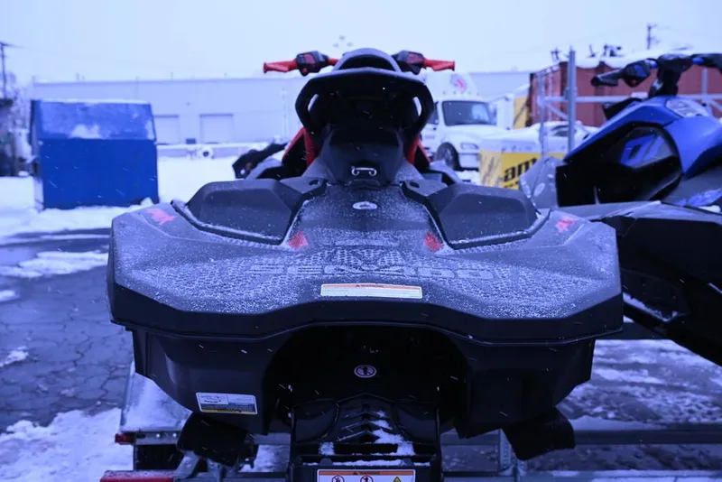 Slide: The Image of Sea-Doo Spark Trixx 3-up Rotax 900 H.O. ACE iBR with Audio 2022 - 9