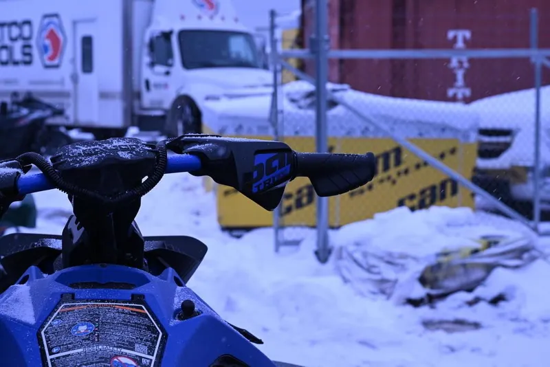 Slide: The Image of Sea-Doo Spark Trixx 3-up Rotax 900 H.O. ACE iBR and Audio 2023 - 9