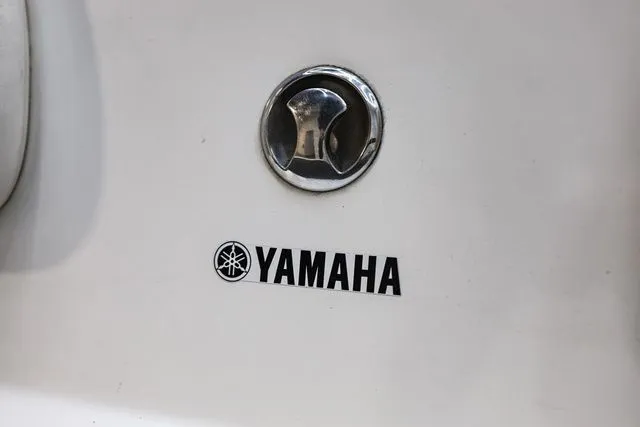 Slide: The Image of Yamaha AR190 2012 - 12