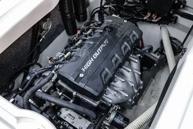 Slide: The Image of Yamaha AR190 2012 - 16