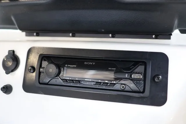 Slide: The Image of Yamaha AR190 2012 - 18