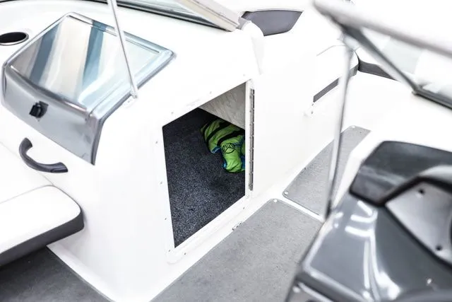 Slide: The Image of Yamaha AR190 2012 - 26