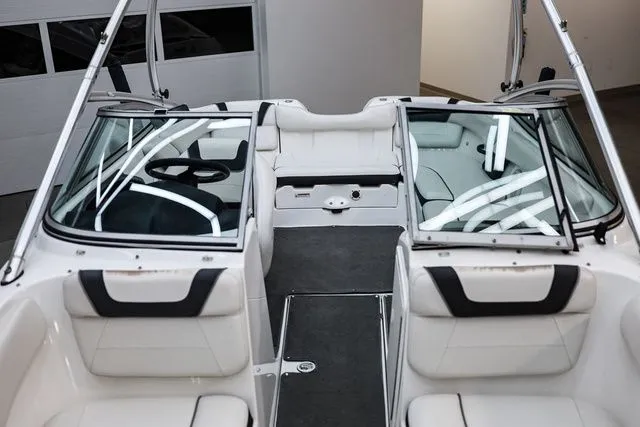 Slide: The Image of Yamaha AR190 2012 - 5