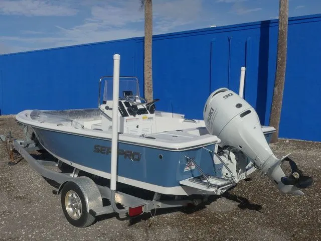 Slide: The Image of Sea Pro 172 Bay 2026 - 6