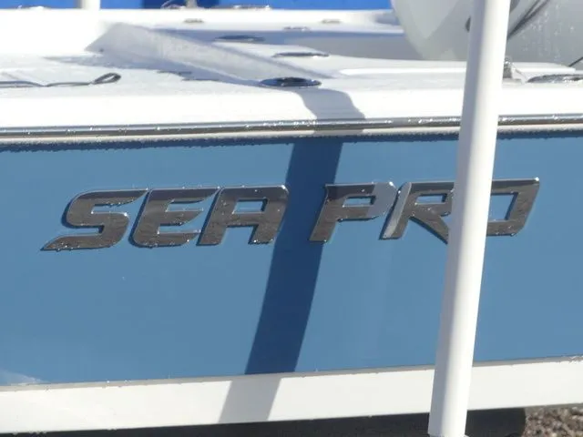 Slide: The Image of Sea Pro 172 Bay 2026 - 8