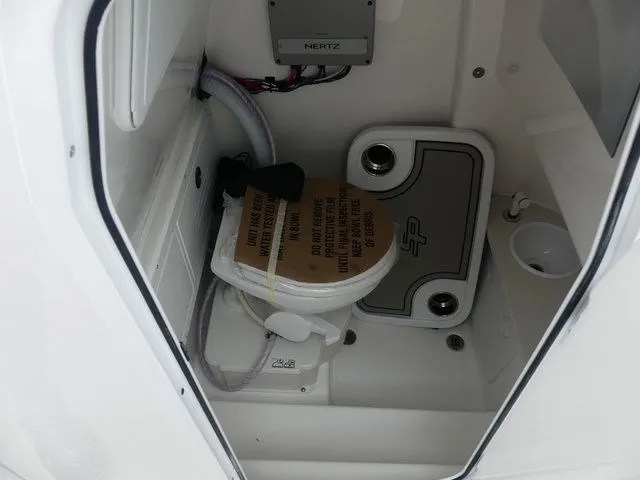 Slide: The Image of Sea Pro 245FLX Sandbar 2026 - 21