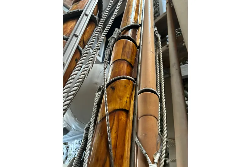 Slide: The Image of Close-up of Herreshoff Doughdish 12.5 footer mast and rigging, 1981 model. - 24