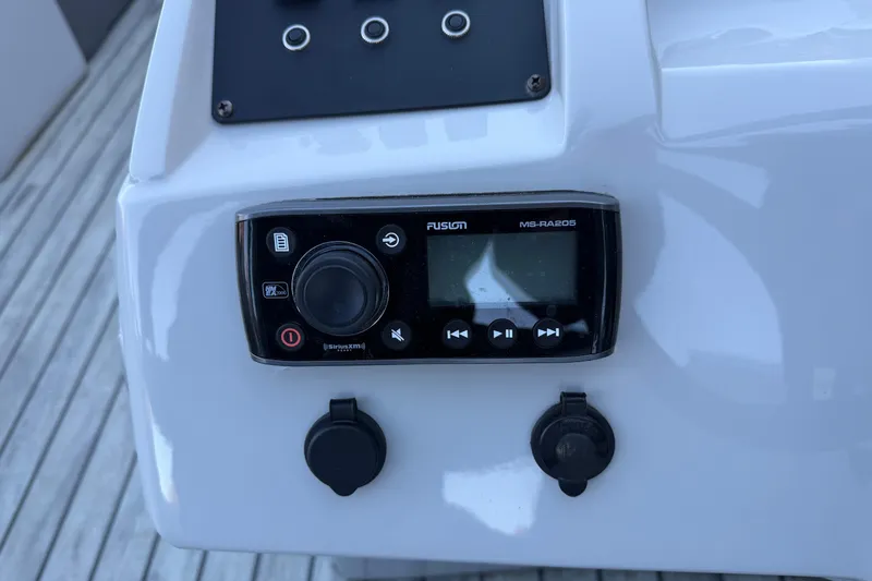 Slide: The Image of Fusion MS-RA205 stereo system on 2017 Crest I 220 SLC boat dashboard. - 9