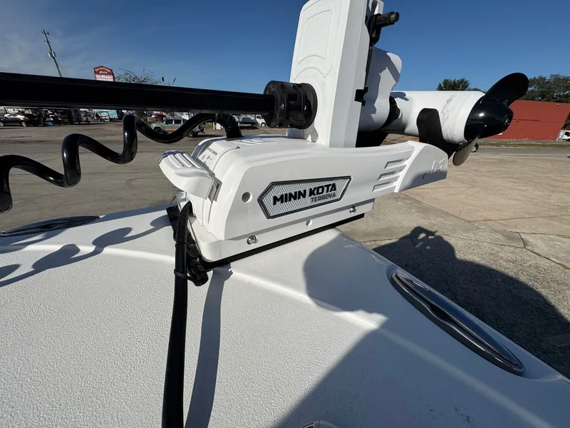 Slide: The Image of Sea Hunt Ultra 229 2025 - 13