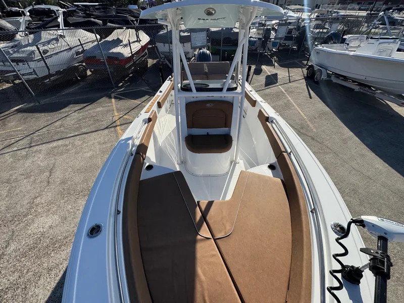 Slide: The Image of Sea Hunt Ultra 229 2025 - 26