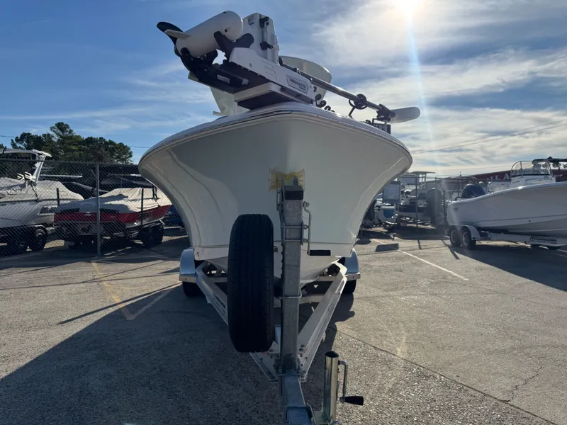 Slide: The Image of Sea Hunt Ultra 229 2025 - 5