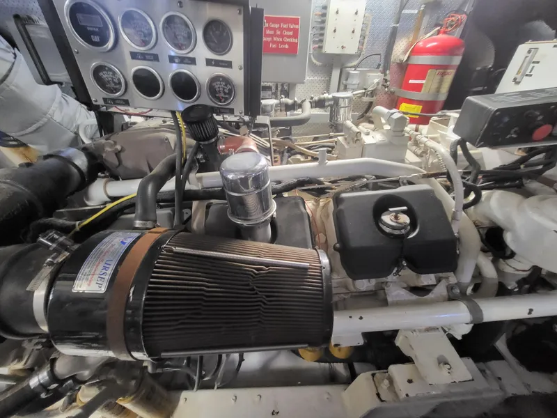 Slide: The Image of Horizon 74 Motor Yacht 2000 - 56