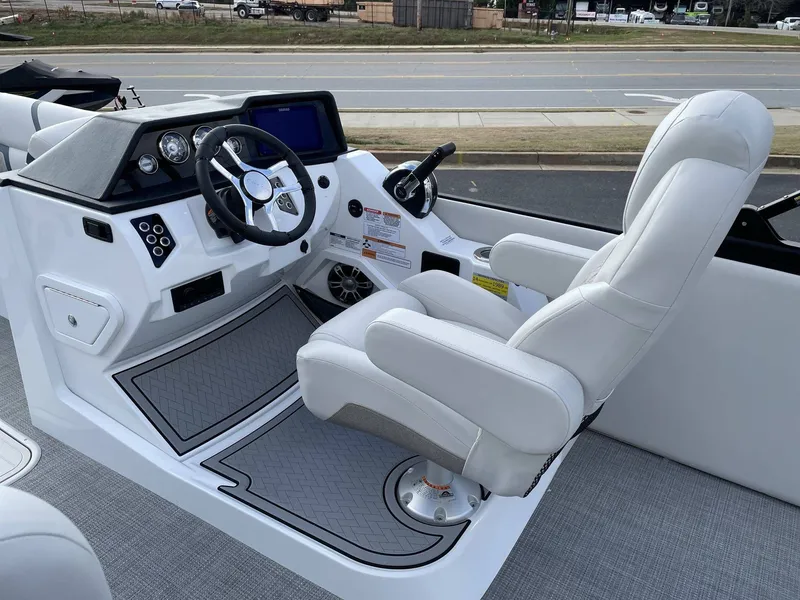 Slide: The Image of Crest Caribbean 230 SLS 2026 - 19