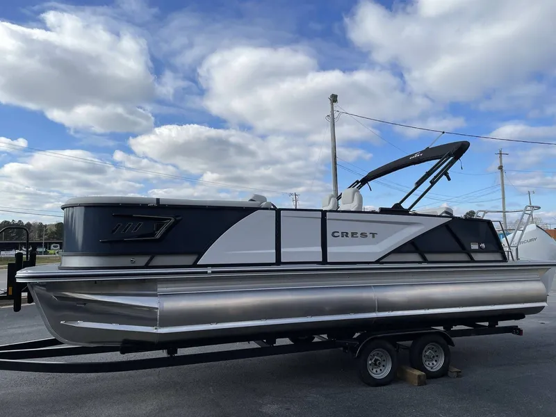 Slide: The Image of Crest Caribbean 230 SLS 2026 - 21