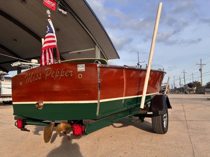 Slide: The Image of Chris-Craft 17 1953 - 11