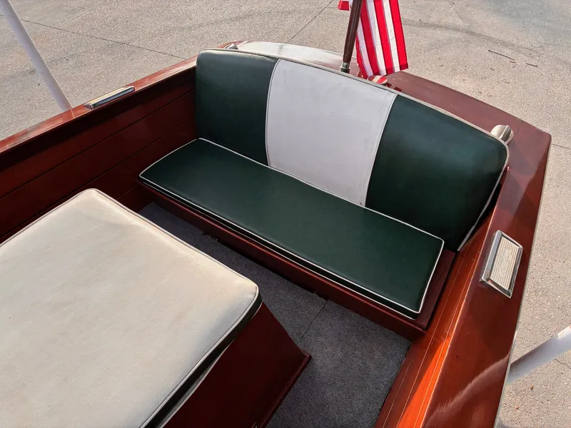 Slide: The Image of Chris-Craft 17 1953 - 4