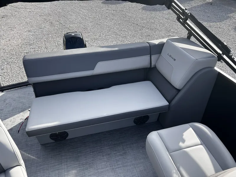 Slide: The Image of Lowe LF 172 2026 - 12