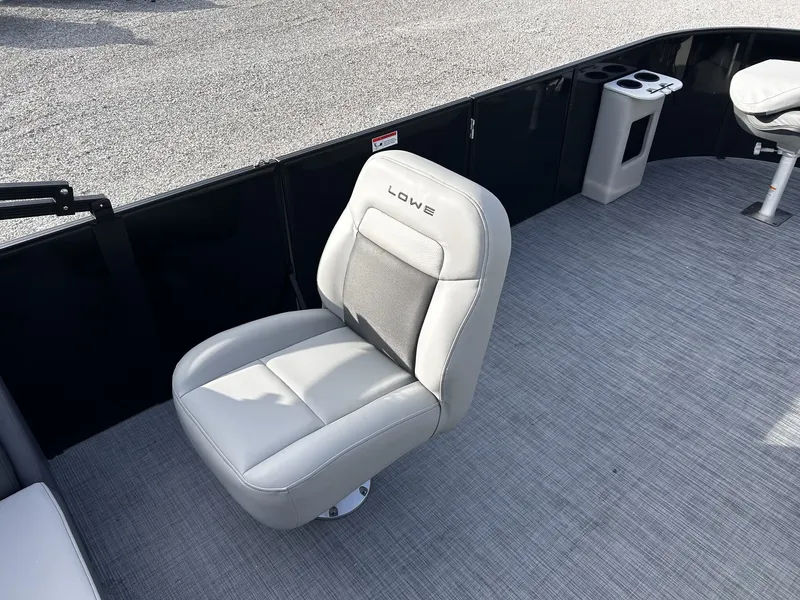 Slide: The Image of Lowe LF 172 2026 - 8