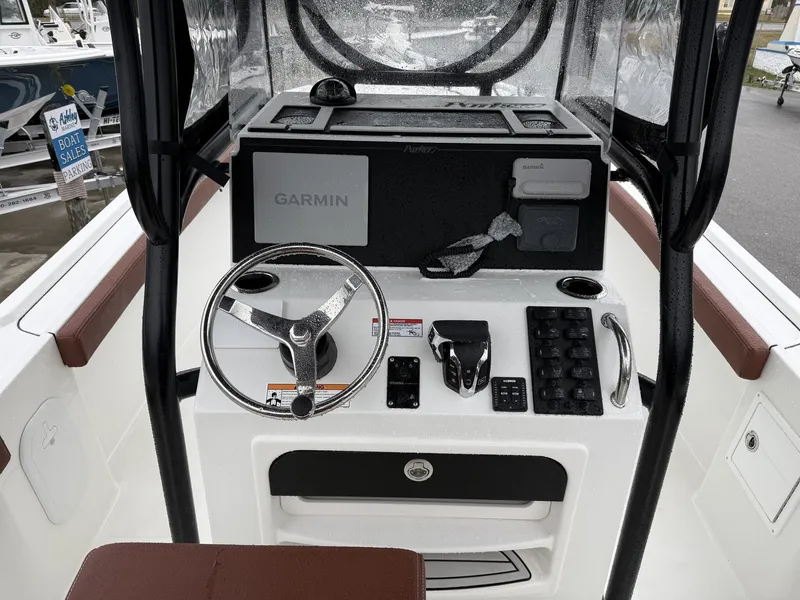 Slide: The Image of Parker Marine 230 Coastal Elite 2026 - 14