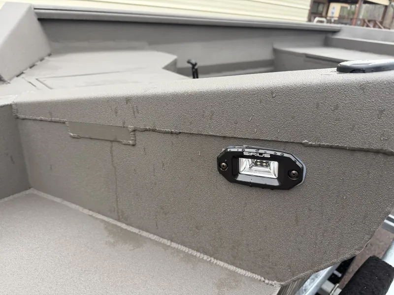 Slide: The Image of Reaper Boats 553 STEP TRANSOM 2026 - 9