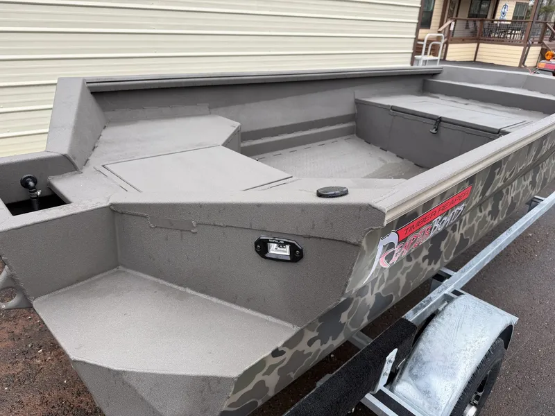 Slide: The Image of Reaper Boats 553 STEP TRANSOM 2026 - 4