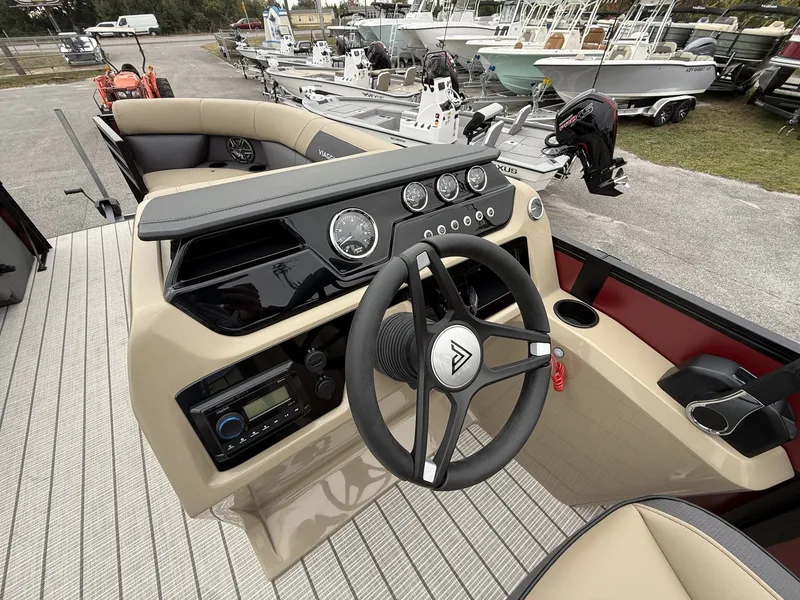 Slide: The Image of Viaggio Lago V 20R 2026 - 10