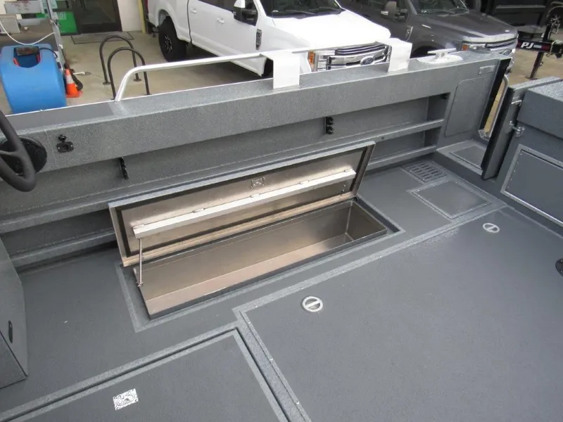 Slide: The Image of North River 2900SXL 2026 - 10