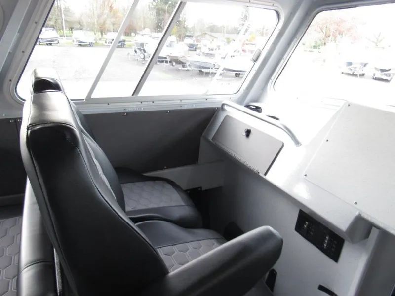 Slide: The Image of North River 2900SXL 2026 - 15