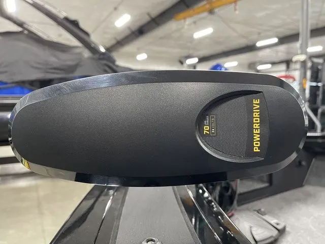 Slide: The Image of Tracker Targa™ V-19 Combo 2026 - 48