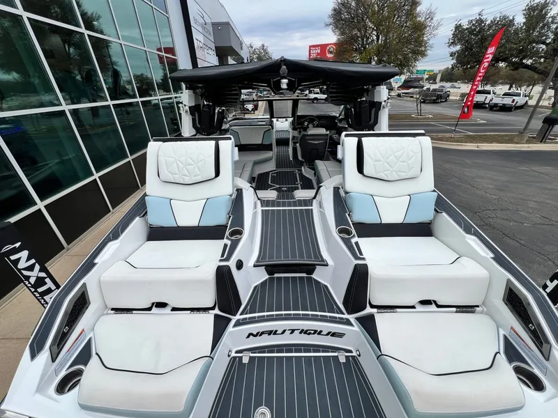 Slide: The Image of Nautique Super Air Nautique G23 Paragon 2022 - 14