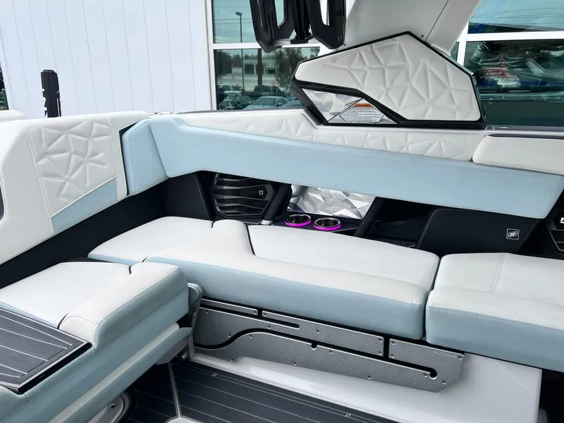 Slide: The Image of Nautique Super Air Nautique G23 Paragon 2022 - 20