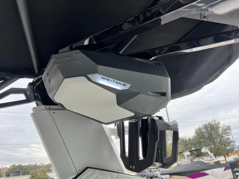 Slide: The Image of Nautique Super Air Nautique G23 Paragon 2022 - 32